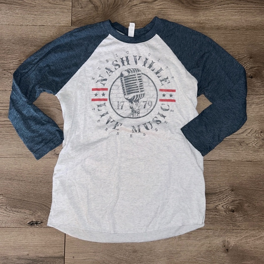 Nashville 3/4 Sleeve T-Shirt size Small
